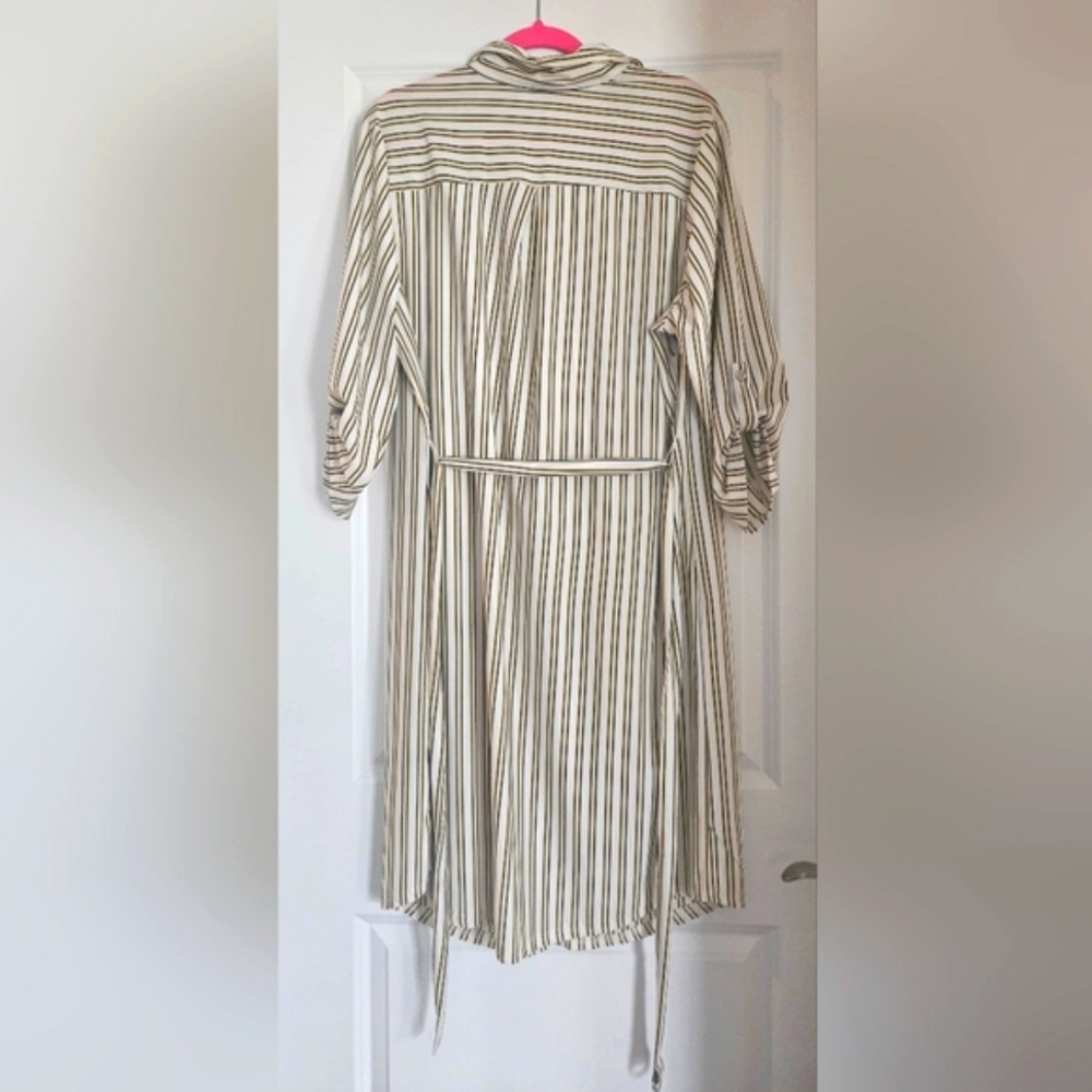 Striped shirt dress with belt. White, black, yellow - Picture 2 of 9